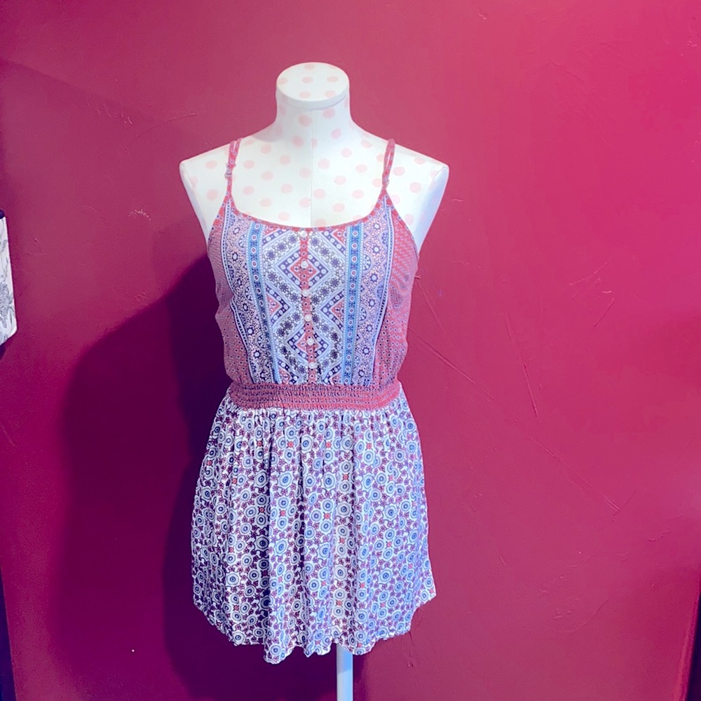 Bethany Mota Adorable Summer dress with backtie detail!